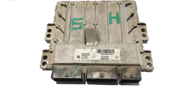 Renault Clio IV Engine control unit/module 237105171R