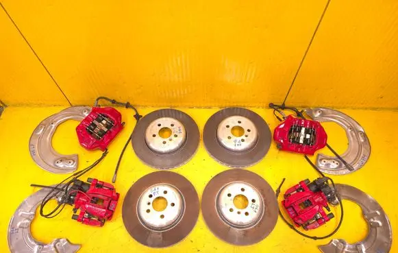 BMW 5 G60 G61 Brake discs and calipers set 8831484