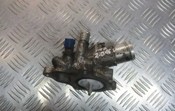 Nissan Primera Thermostat housing 
