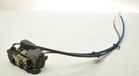 Peugeot 1007 Front door lock