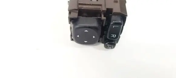 Toyota Avensis T270 Wing mirror switch 183646