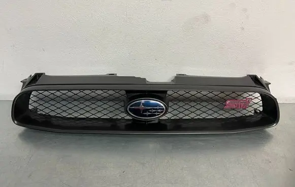 Subaru Impreza II Front grill