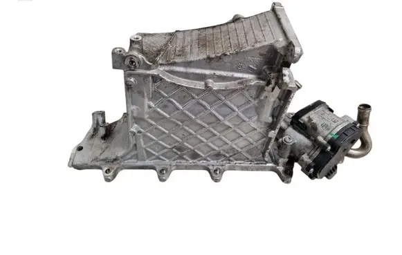 Volkswagen PASSAT B8 Intake manifold 04L129766BL