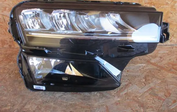 Skoda Karoq Headlight/headlamp 57B941010