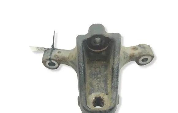 Fiat Talento Engine mounting bracket 