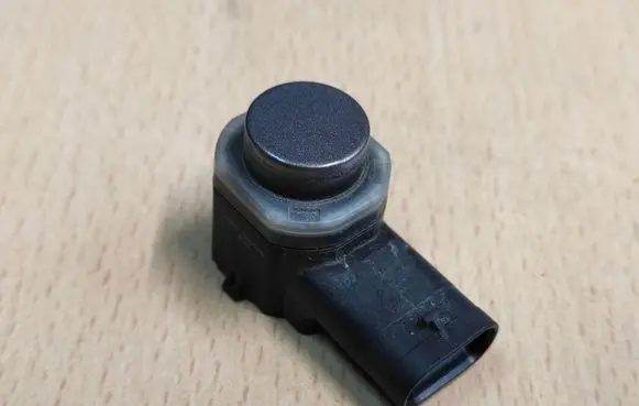 Ford Focus Parking PDC sensor CJ5T15K859AAW