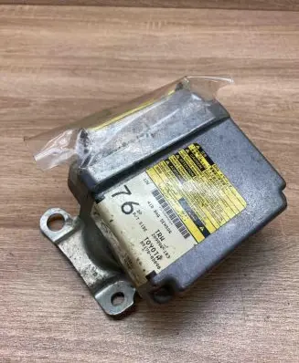 Toyota Yaris Airbag control unit/module 891700D090 209996103