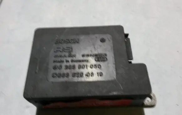 Mercedes-Benz E W124 Airbag control unit/module 0285001050 0038200610