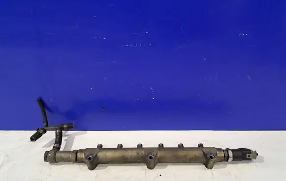 Volvo S60 Fuel main line pipe 0445215010 8658252