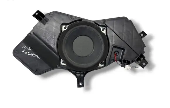 Hyundai Veloster Subwoofer speaker 963802V100