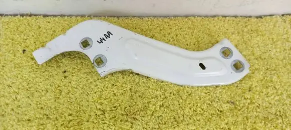 Citroen Berlingo Headlight/headlamp mounting bracket