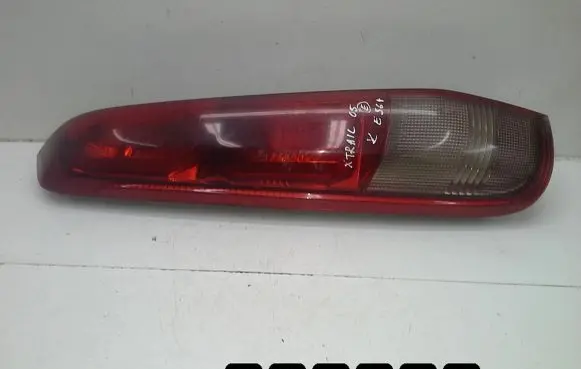 Nissan X-Trail T30 Rear/tail lights B46L