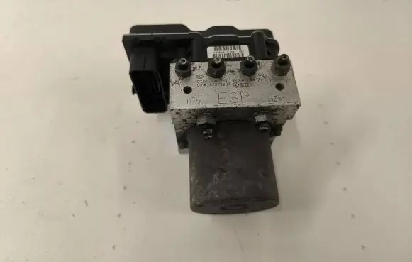 Audi A5 8T 8F ABS Pump 8K0907379AL 9294P0367