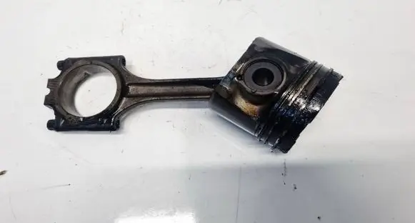 Volvo XC90 Piston with connecting rod 
