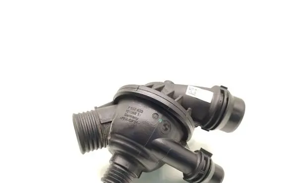BMW 1 E81 E87 Thermostat/thermostat housing 755403 10106811