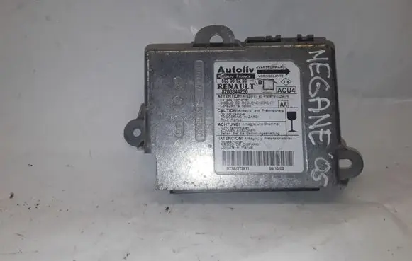 Renault Megane II Airbag control unit/module 603989200 8200344250 NOTCODE