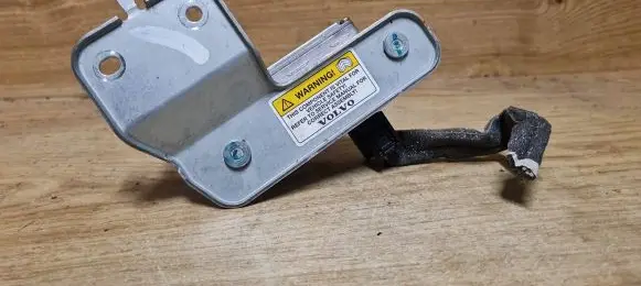 Volvo V70 ESP acceleration yaw rate sensor 8688069 8688068