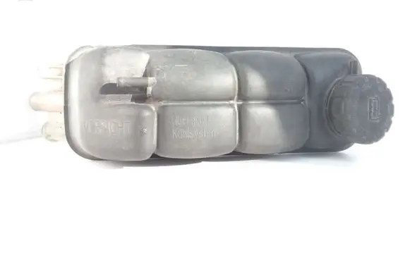 Coolant expansion tank/reservoir