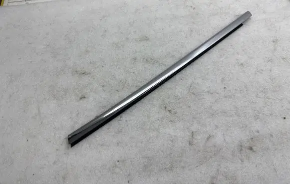 Tesla Model S Door glass trim 6009599 6009600