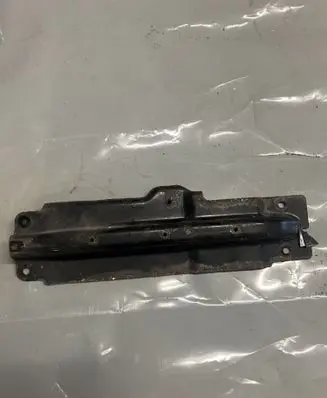Jeep Cherokee Other under body part 