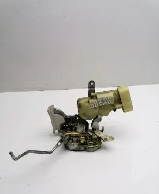 Toyota Yaris Front door lock 