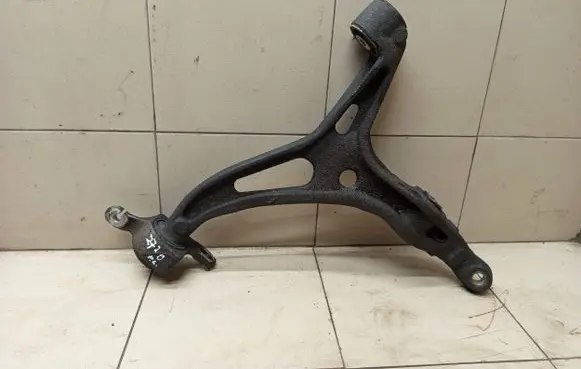 Mercedes-Benz ML W164 Front control arm
