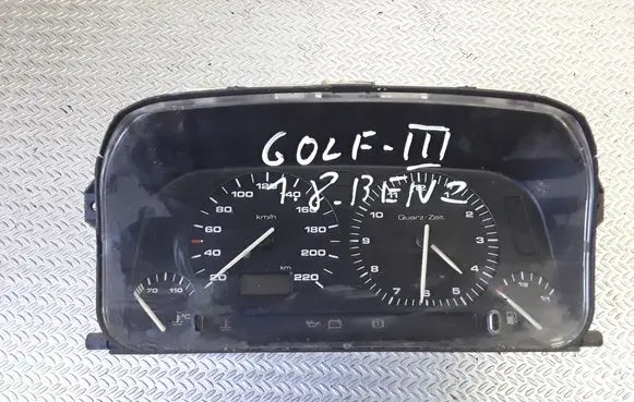 Volkswagen Golf III Speedometer (instrument cluster) 87001262