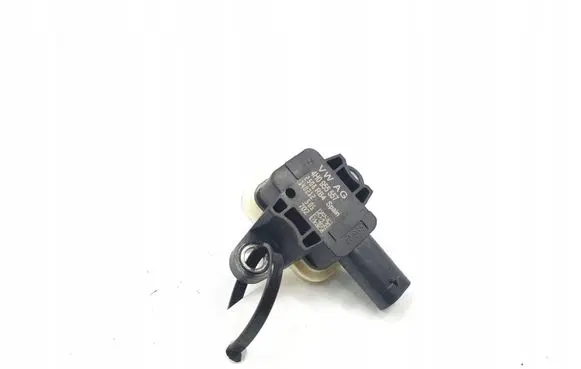 Audi A8 S8 D4 4H Other engine bay part 4H0955557