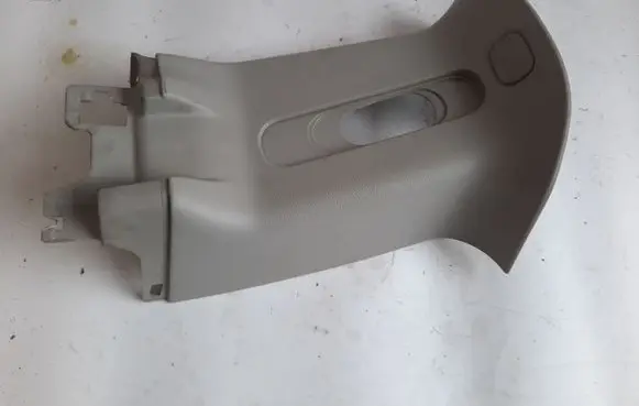 Volkswagen Routan (C) pillar trim 0ZR08ES3AG