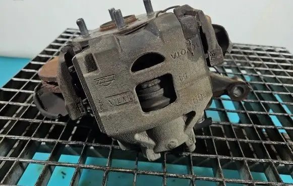Toyota Yaris Front brake caliper IMPRK1467224