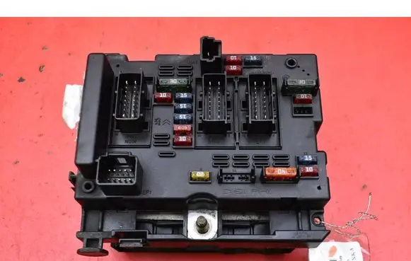 Peugeot 307 CC Fuse box set 9650664080