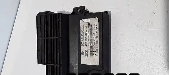 Audi A6 S6 C6 4F Engine control unit/module 4F0907280A