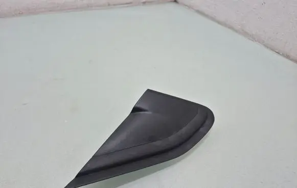Peugeot 2008 I Fender end trim 9678382380