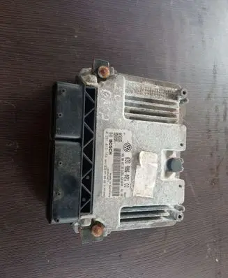 Volkswagen PASSAT B6 Engine control unit/module 03G906021CC 0281013164