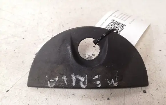 Opel Meriva A Tailgate/boot lid lock trim 23090