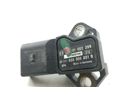 Volkswagen Golf VI Air pressure sensor 0281002399 038906051B
