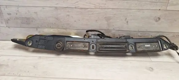 Volkswagen PASSAT B5.5 Trunk door license plate light bar 3B5827297