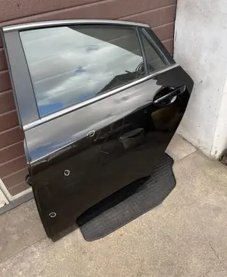Mazda 6 Rear door