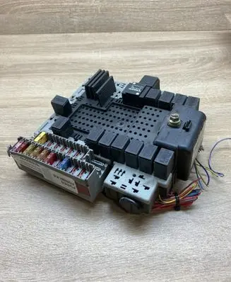 Volvo S60 Fuse module 8645411 8645410