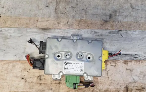 BMW 5 E60 E61 Door control unit/module 75789012 6963014 BBR5C10N34