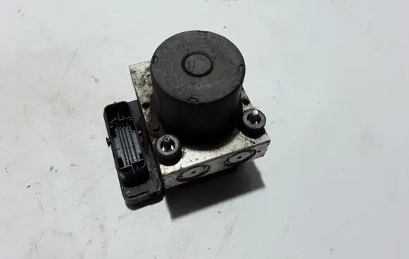 Renault Master III ABS Pump 476603593R
