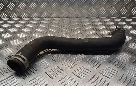 Nissan Note (E11) Engine coolant pipe/hose 21501BC500