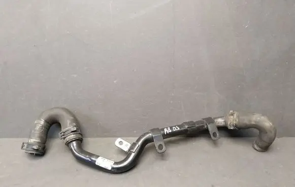 Audi A8 S8 D3 4E Engine coolant pipe/hose 4E0121485F