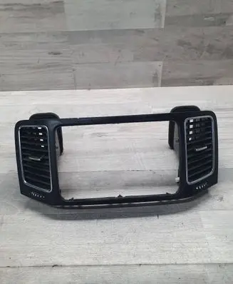 Volkswagen Sharan Dash center air vent grill 7N0858069B 80G0430