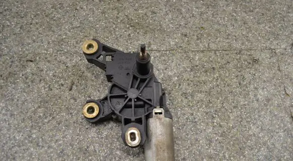 Audi A4 S4 B5 8D Rear window wiper motor 6X0955711C