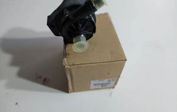 Opel Corsa F Electric auxiliary coolant/water pump 982767880