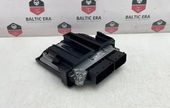 BMW 4 F36 Gran coupe Engine control unit/module 8470188 030512400