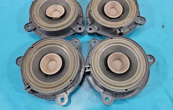 Renault Megane III Front door speaker 281440002R IMPRK1572857