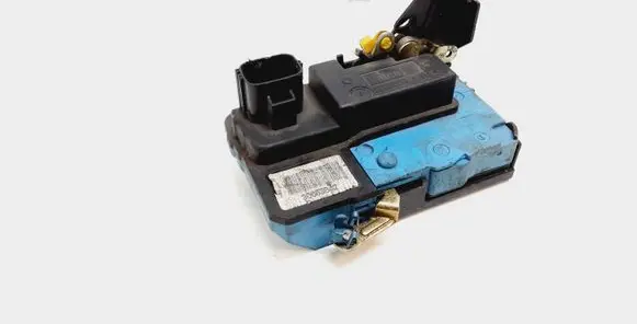 Volvo XC90 Front door lock 30663042