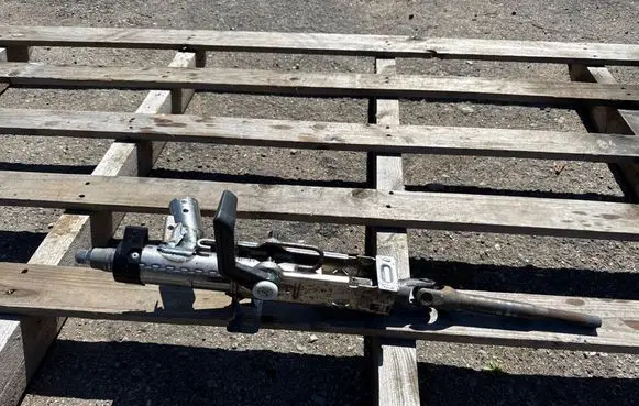 Opel Vivaro Steering column universal joint 